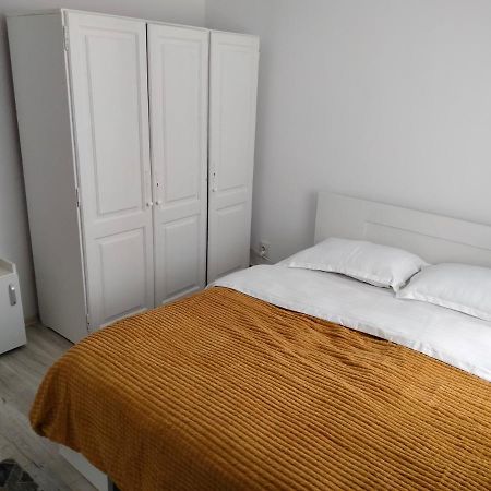דירות אלבה לוליה Bulevard Apartament מראה חיצוני תמונה